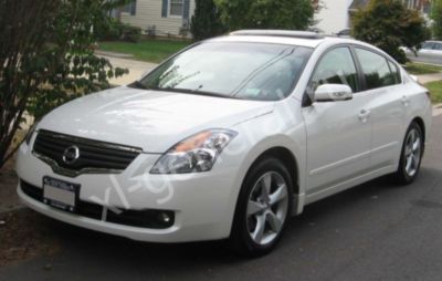 Лобовое стекло Nissan Altima IV